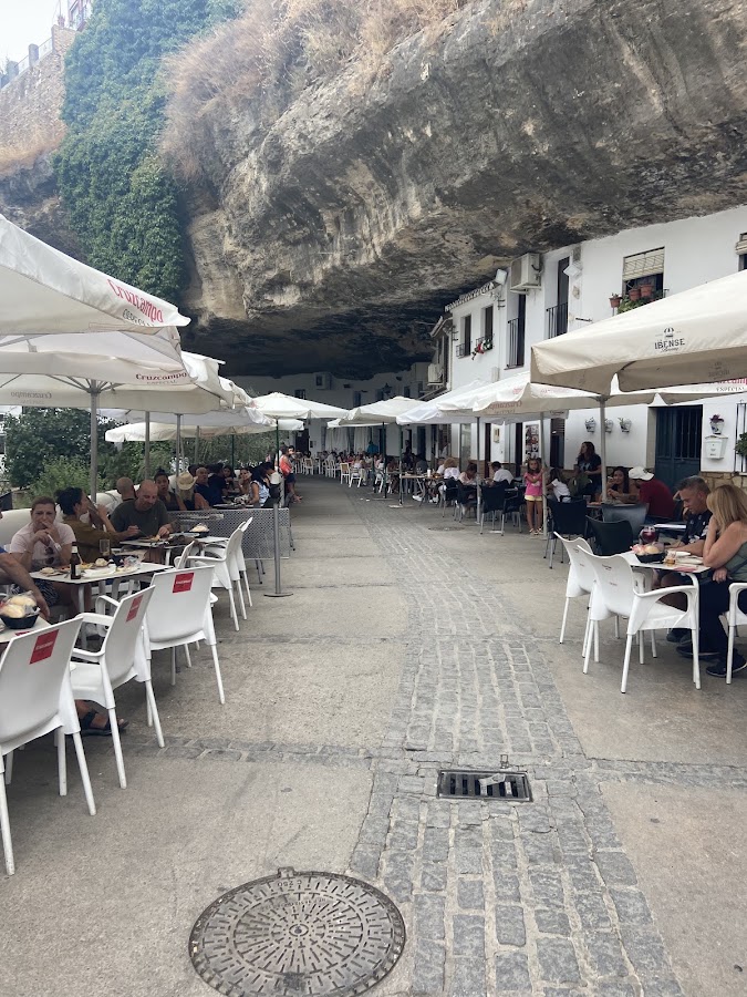 Cuevas del Sol — terraces under the rock of Setenil